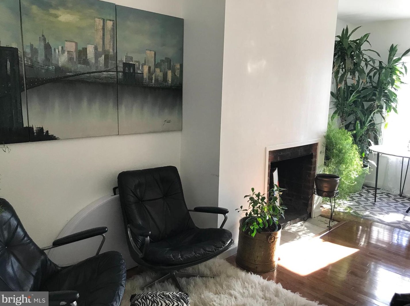1124 Rodman St #2, Philadelphia, PA 19147