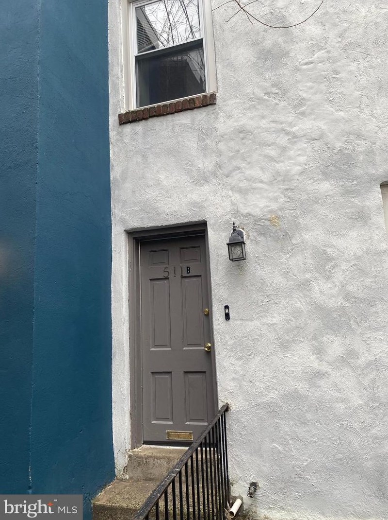 511 S 13th St #apt #b, Philadelphia, PA 19147