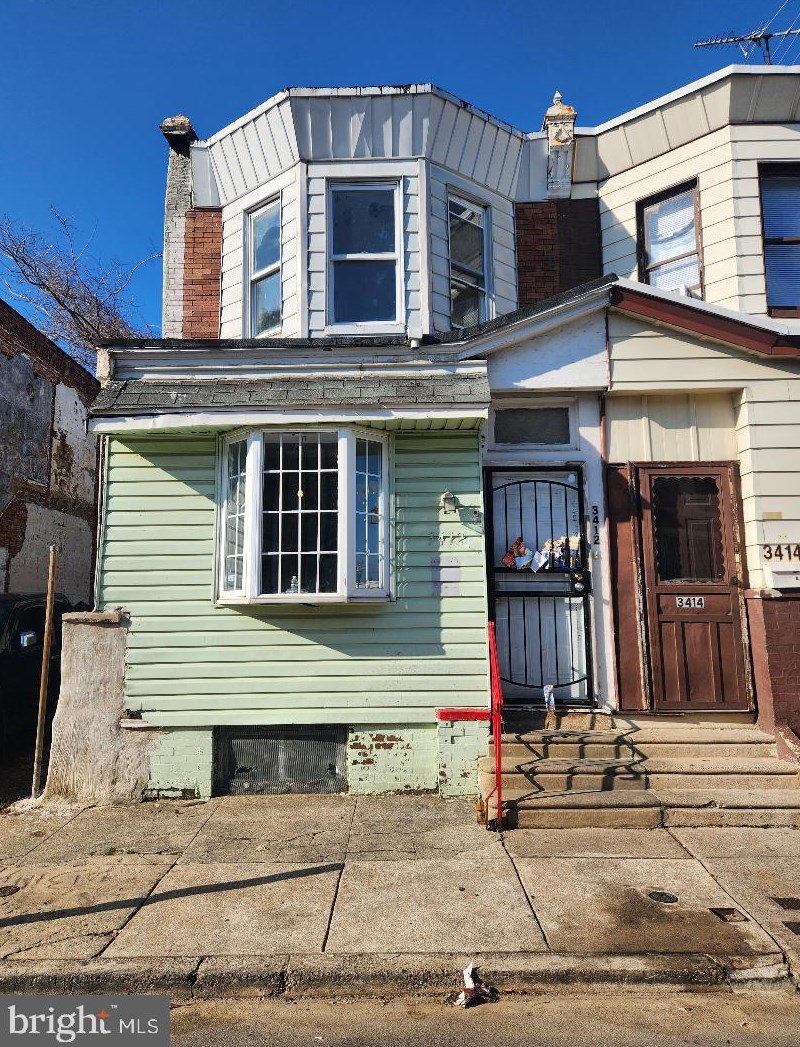 3412 Crystal St, Philadelphia, PA 19134-1207