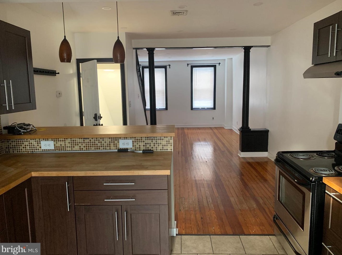 424 W Girard Ave #2, Philadelphia, PA 19123