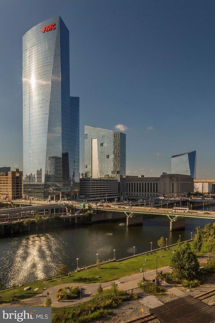 210-20 25th St, Philadelphia PA  19103-0055 exterior