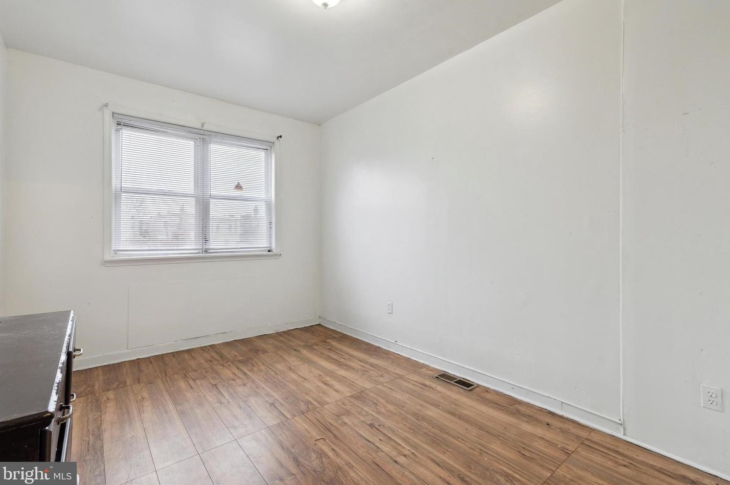 711 Tioga St, Philadelphia PA  19134-1215 exterior