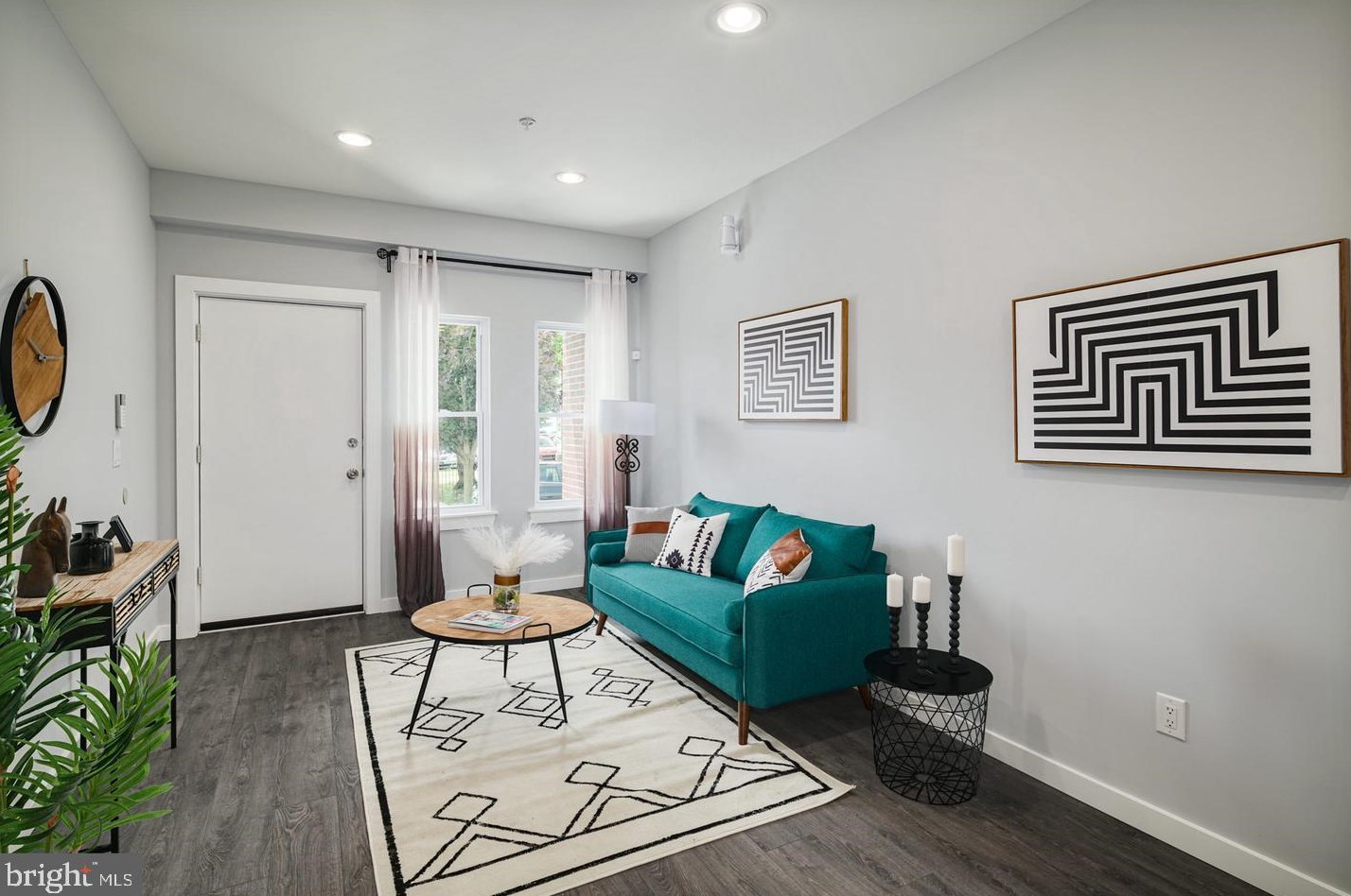 521 Norris St, Philadelphia PA  19122-2137 exterior