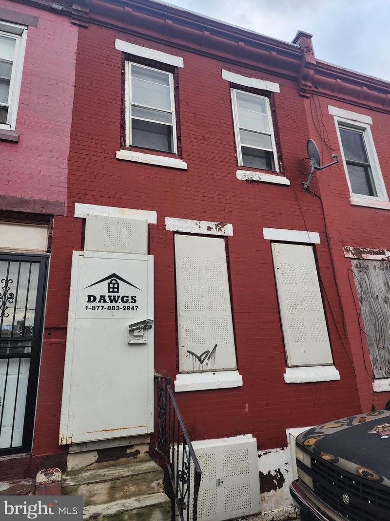 2437 N Colorado St, Philadelphia, PA 19132