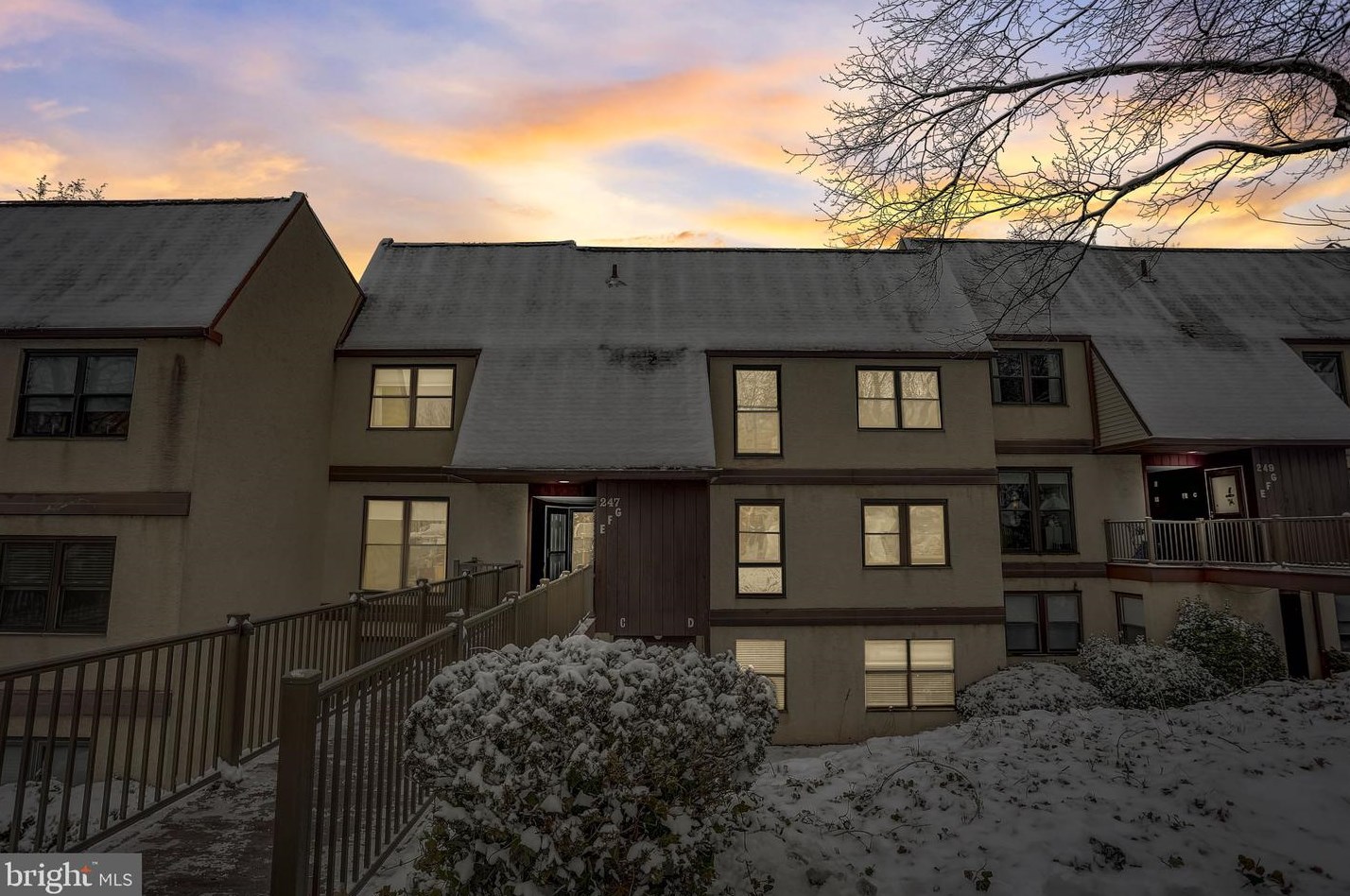 247 Shawmont Ave, Philadelphia, PA 19128-4208