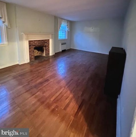 7042 Sherwood Rd, Philadelphia, PA 19151-2325