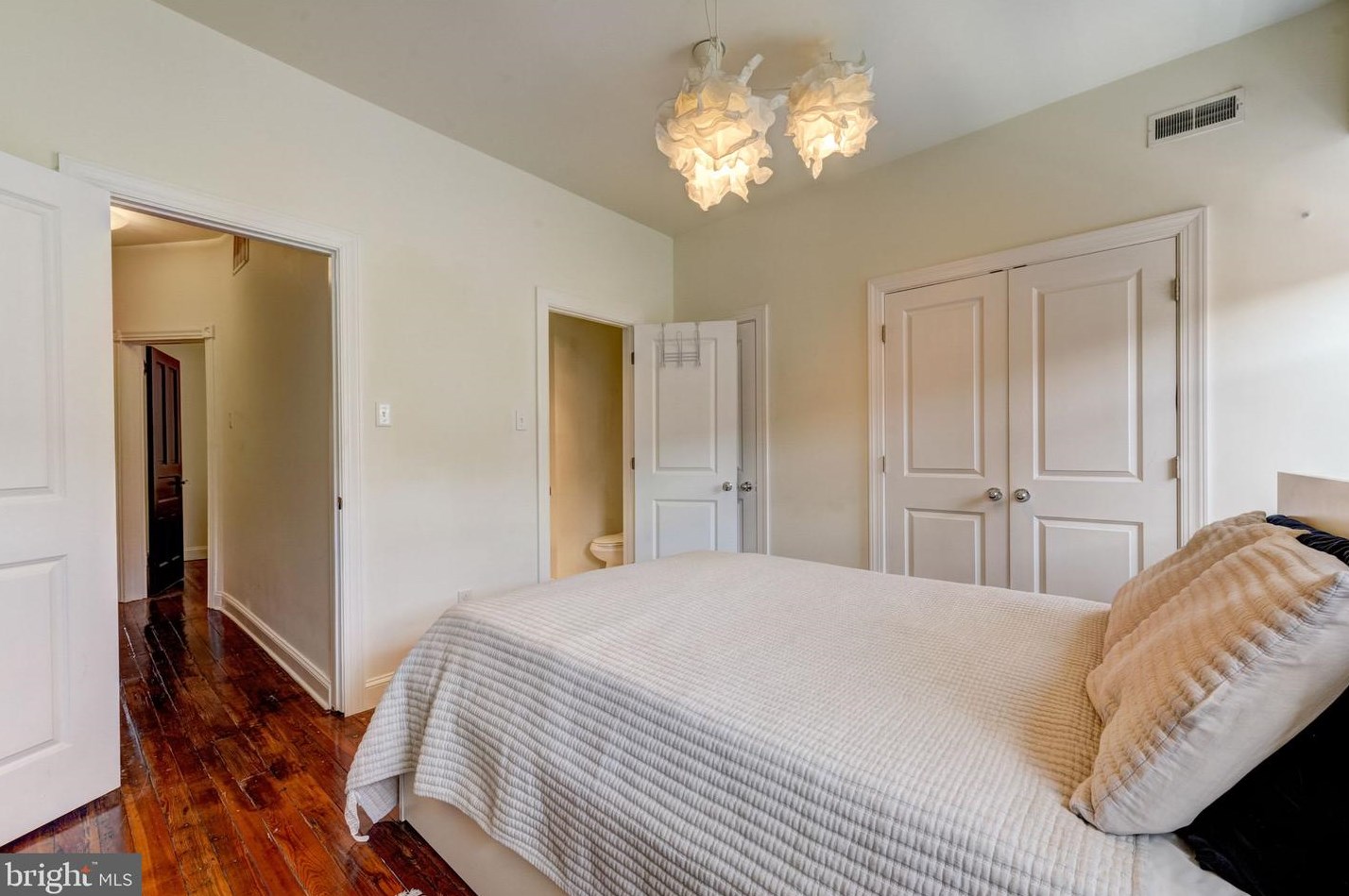 1244 Bonsall St, Philadelphia PA  19146-4137 exterior