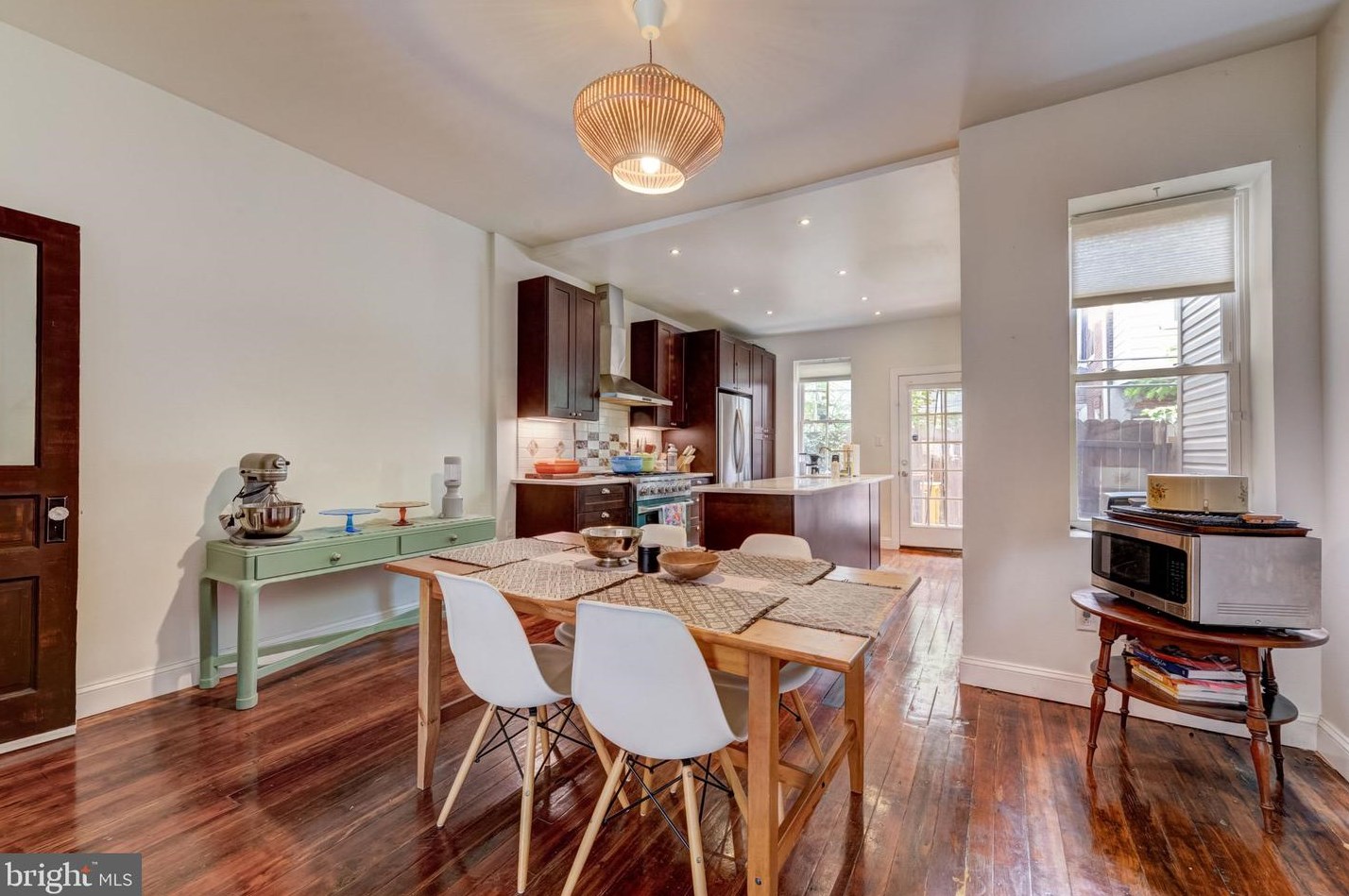 1244 Bonsall St, Philadelphia PA  19146-4137 exterior