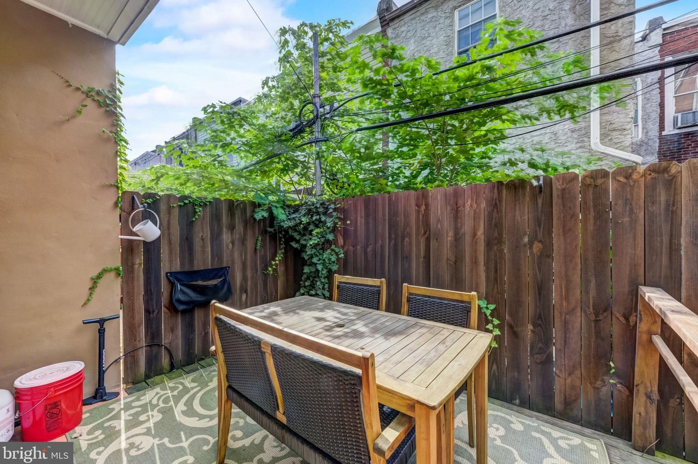 1244 Bonsall St, Philadelphia PA  19146-4137 exterior