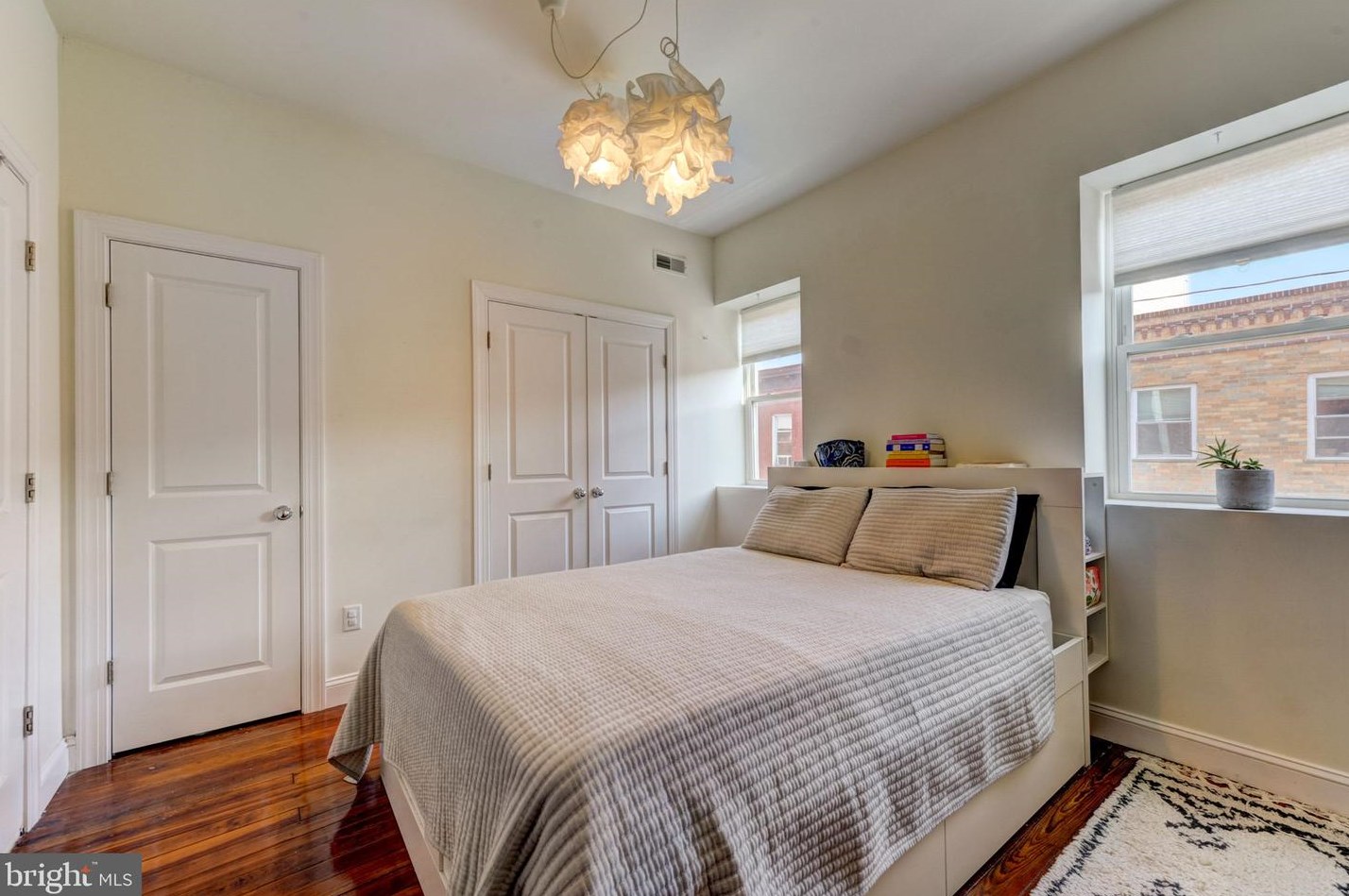 1244 Bonsall St, Philadelphia PA  19146-4137 exterior