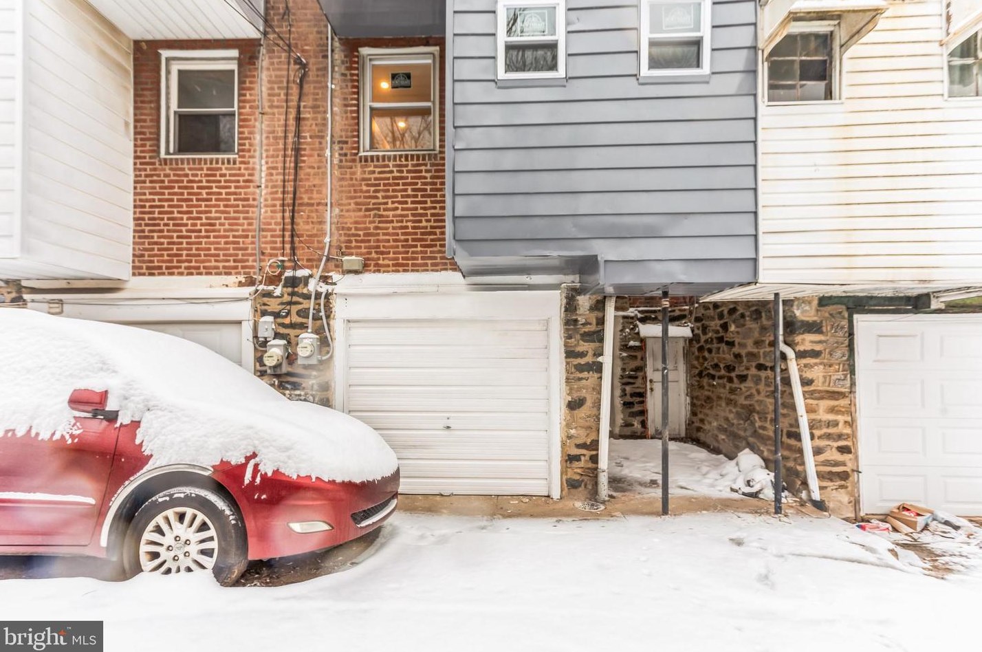 180 Sparks St, Philadelphia PA 19120-1420 exterior