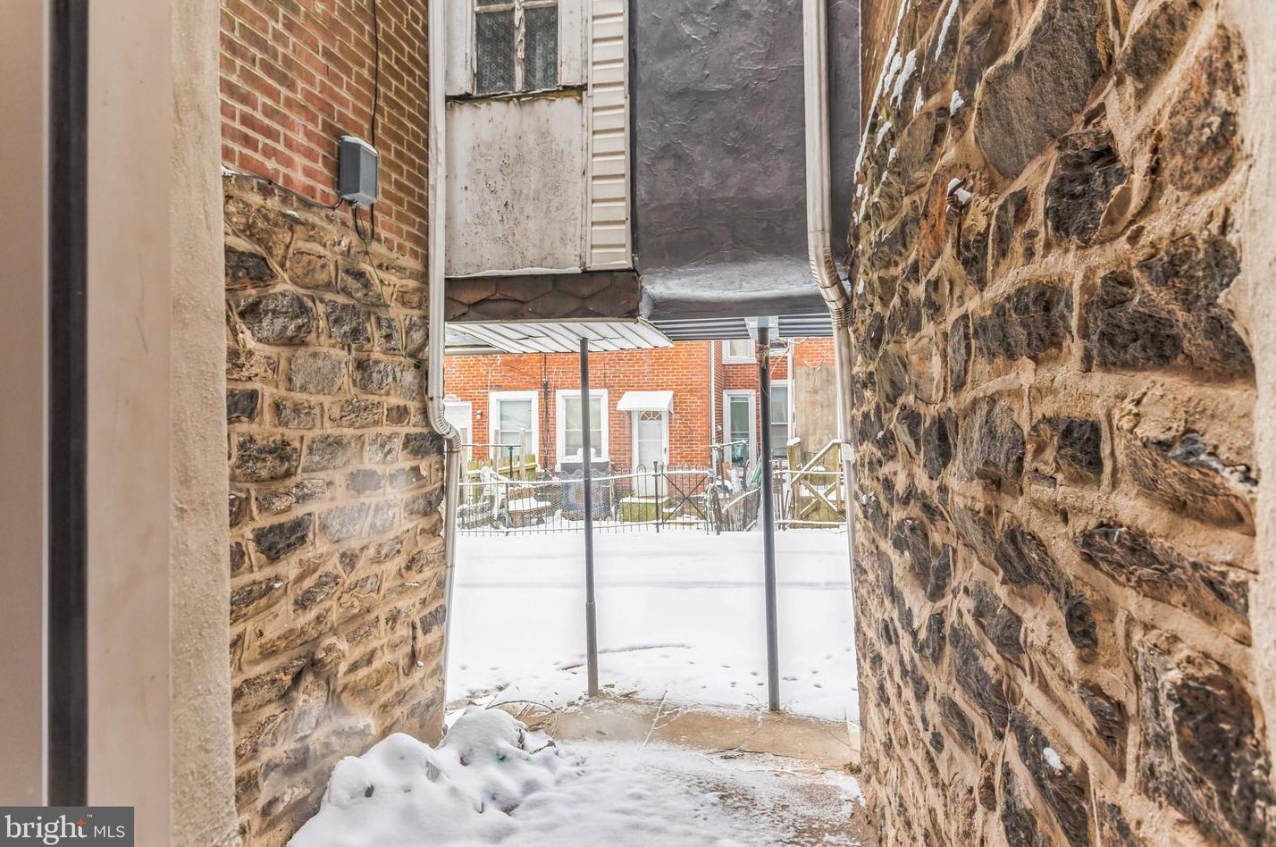 180 Sparks St, Philadelphia PA 19120-1420 exterior