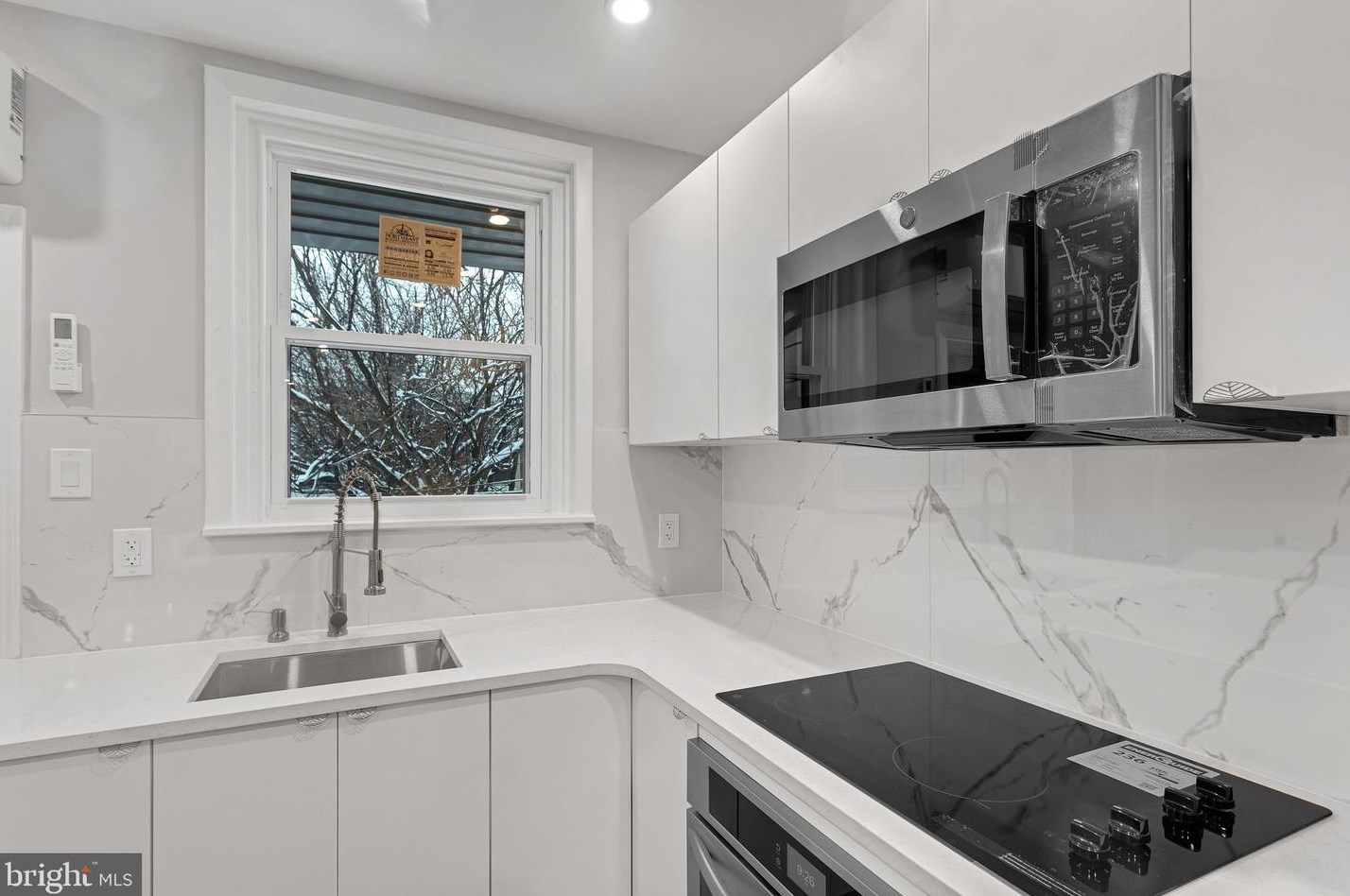 180 Sparks St, Philadelphia PA 19120-1420 exterior