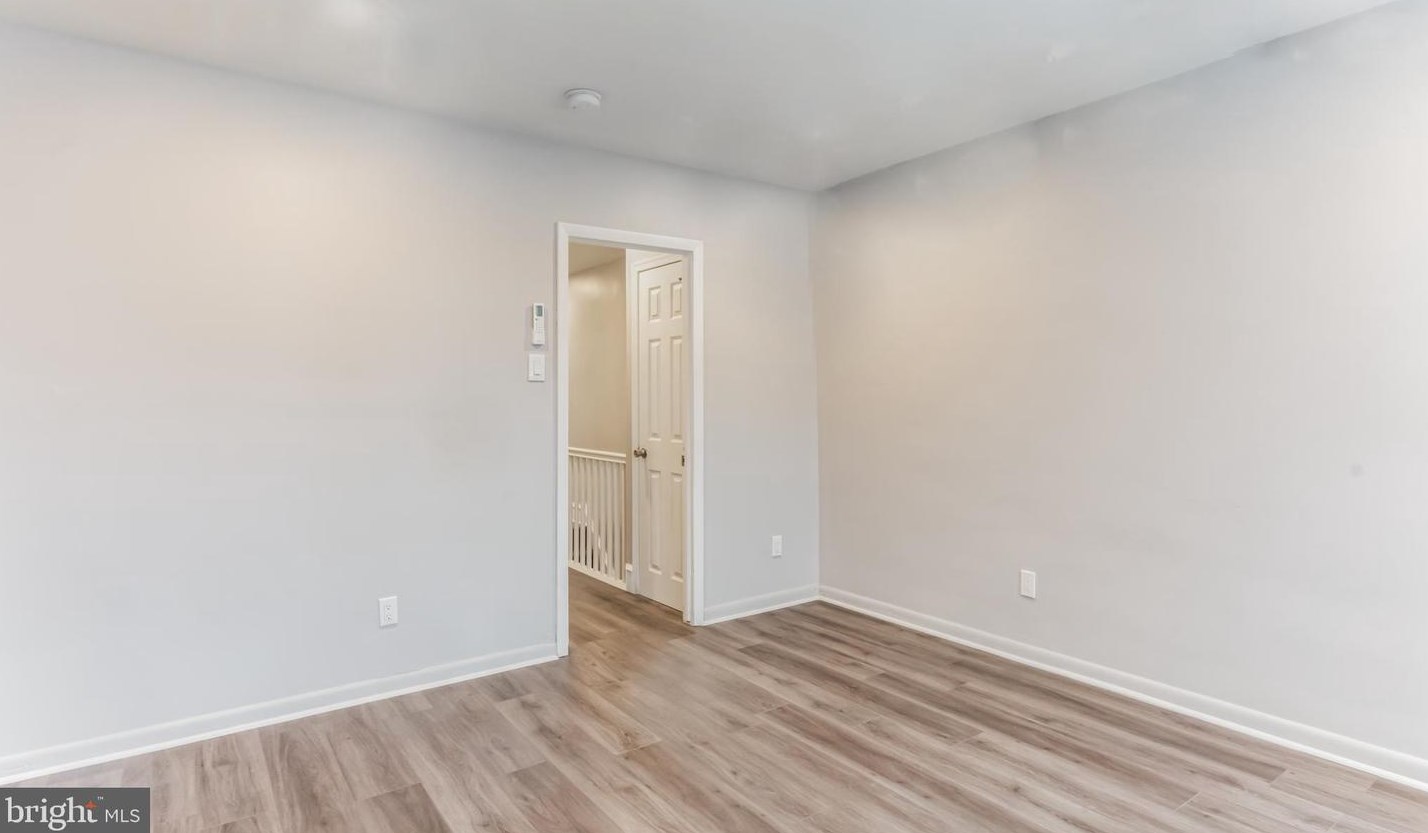 180 Sparks St, Philadelphia PA 19120-1420 exterior