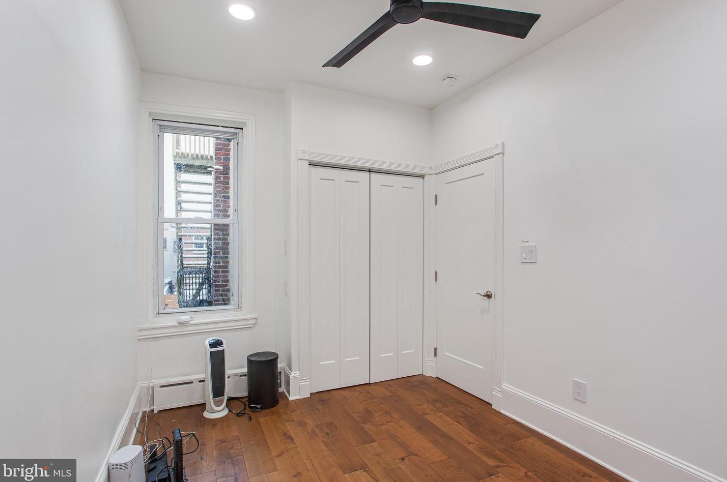 1325 Moore St, Philadelphia PA  19148-1508 exterior