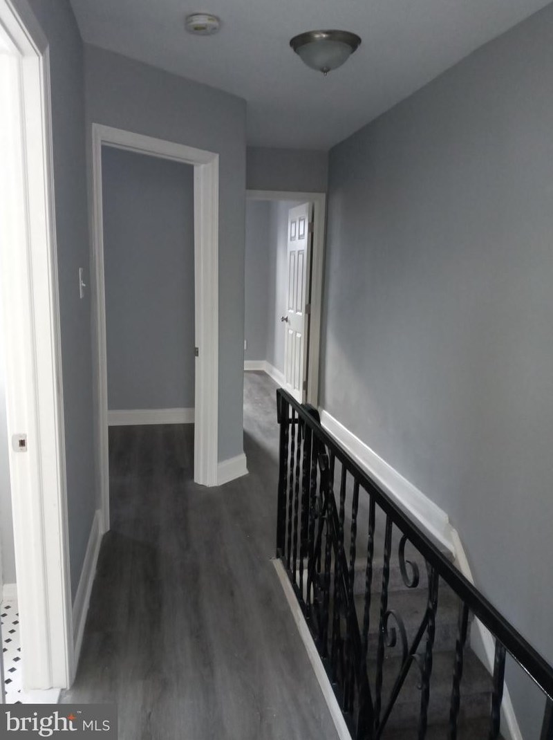 2902 Dewey St, Philadelphia PA  19142-3408 exterior