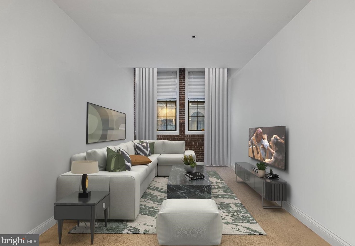 315 New St, Philadelphia, PA 19106-1132