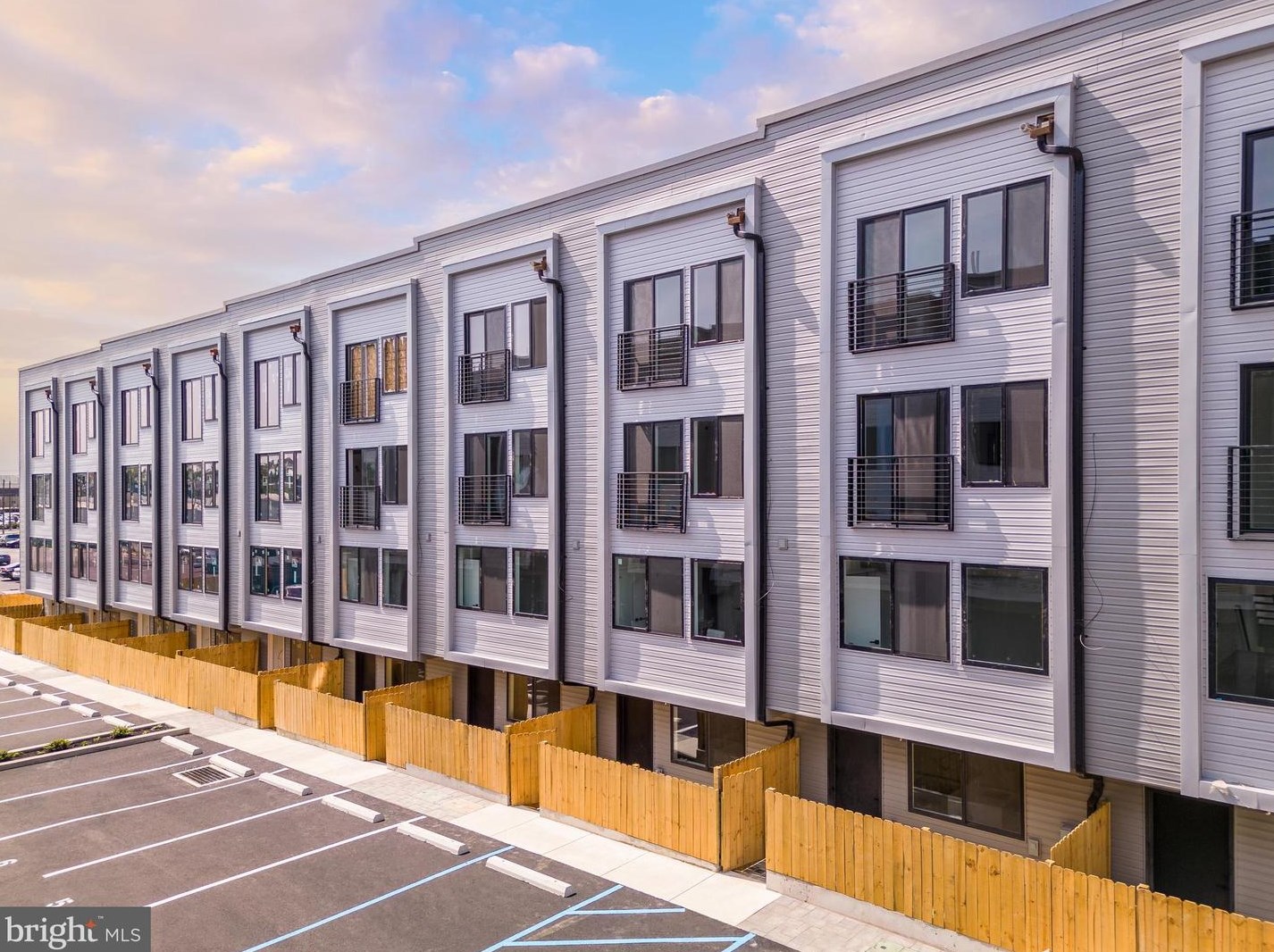 2614 Hagert St, Philadelphia PA  19125-1209 exterior