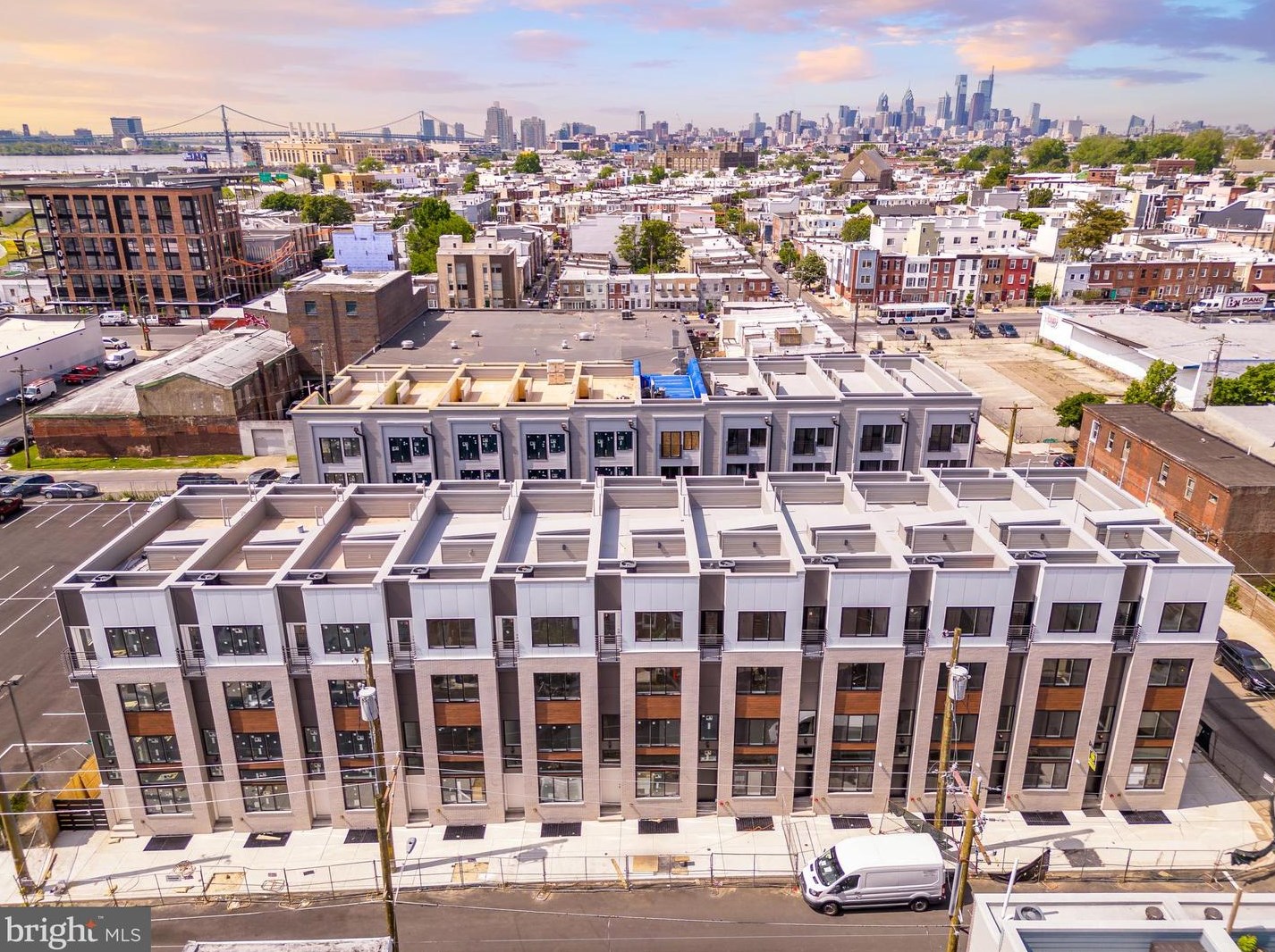 2614 Hagert St, Philadelphia PA  19125-1209 exterior