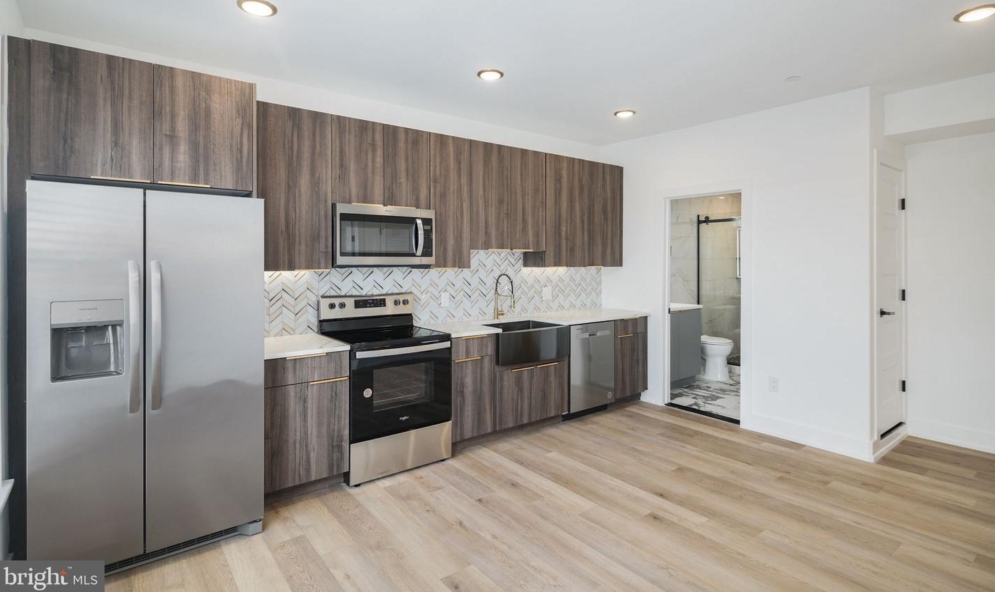 2000 N Front St #1, Philadelphia, PA 19122