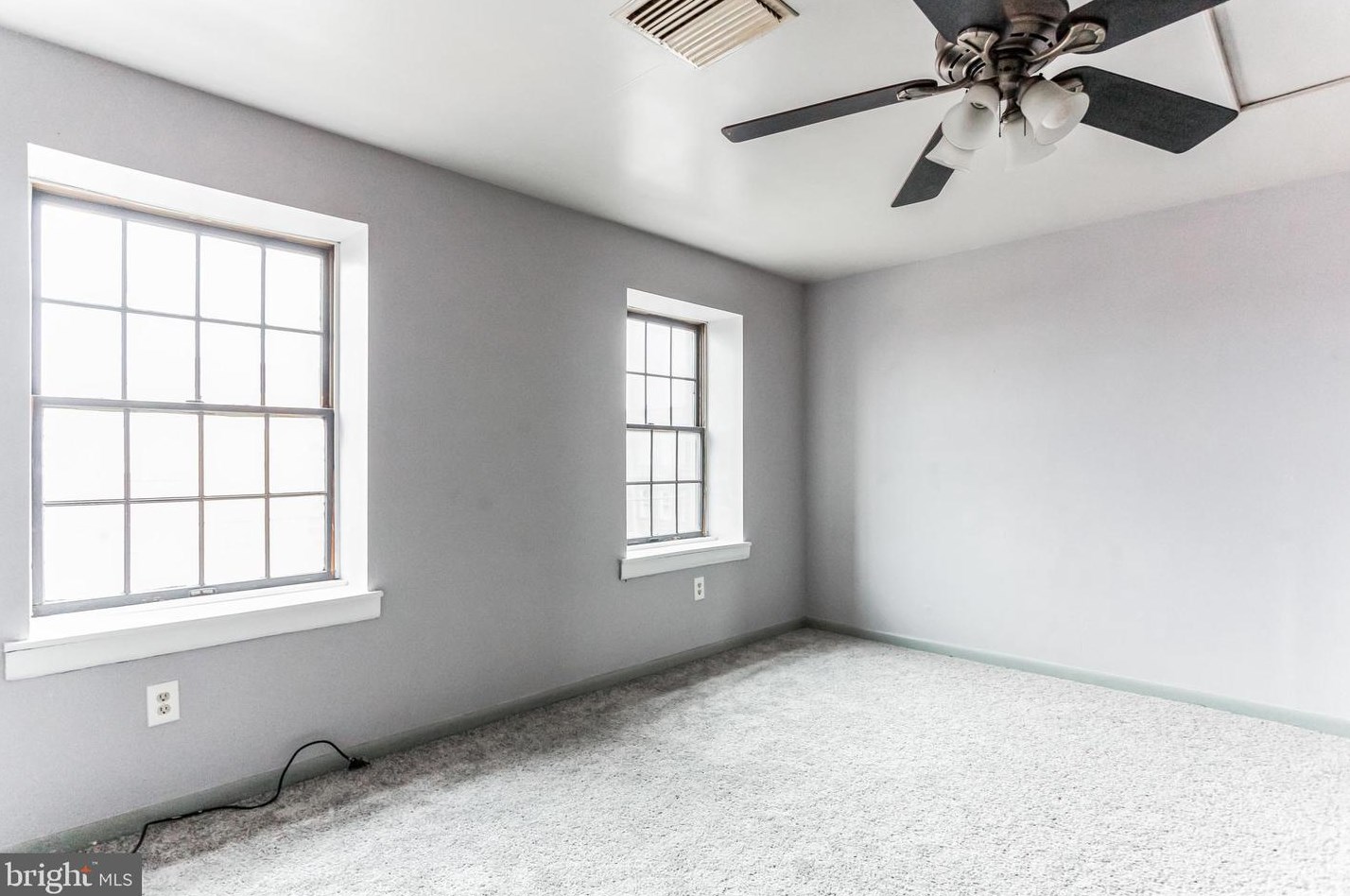 1724 Snyder Ave, Philadelphia PA 19148-2314 exterior