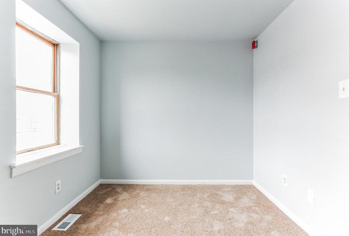 1724 Snyder Ave, Philadelphia PA 19148-2314 exterior