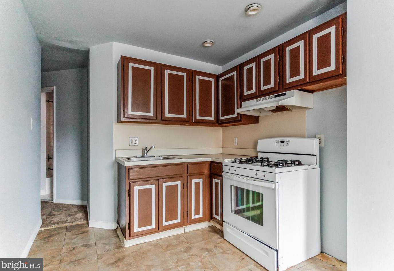 1724 Snyder Ave, Philadelphia PA 19148-2314 exterior