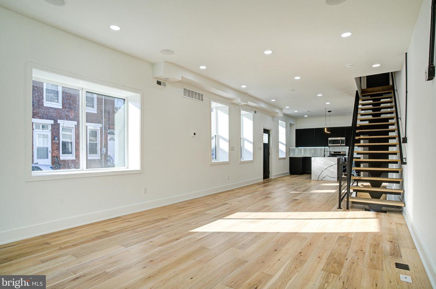 1815 Moore St, Philadelphia PA  19145-2144 exterior