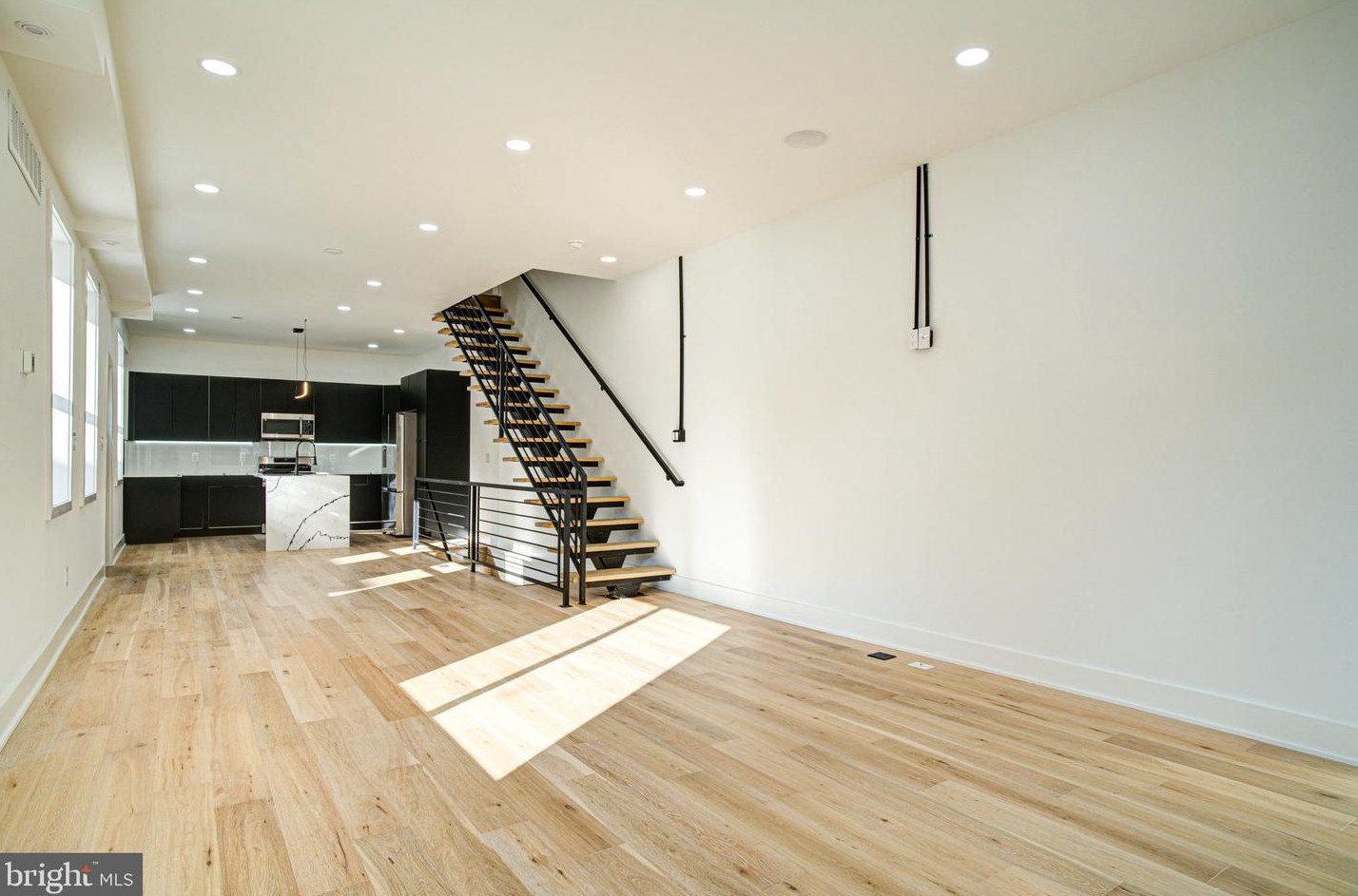 1815 Moore St, Philadelphia PA  19145-2144 exterior