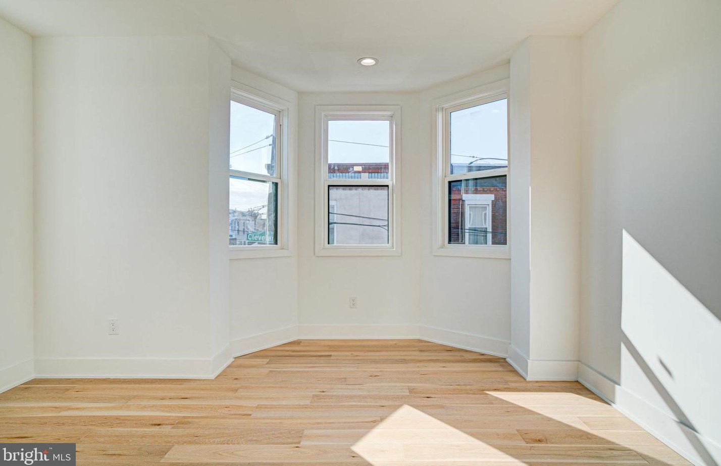 1815 Moore St, Philadelphia PA  19145-2144 exterior