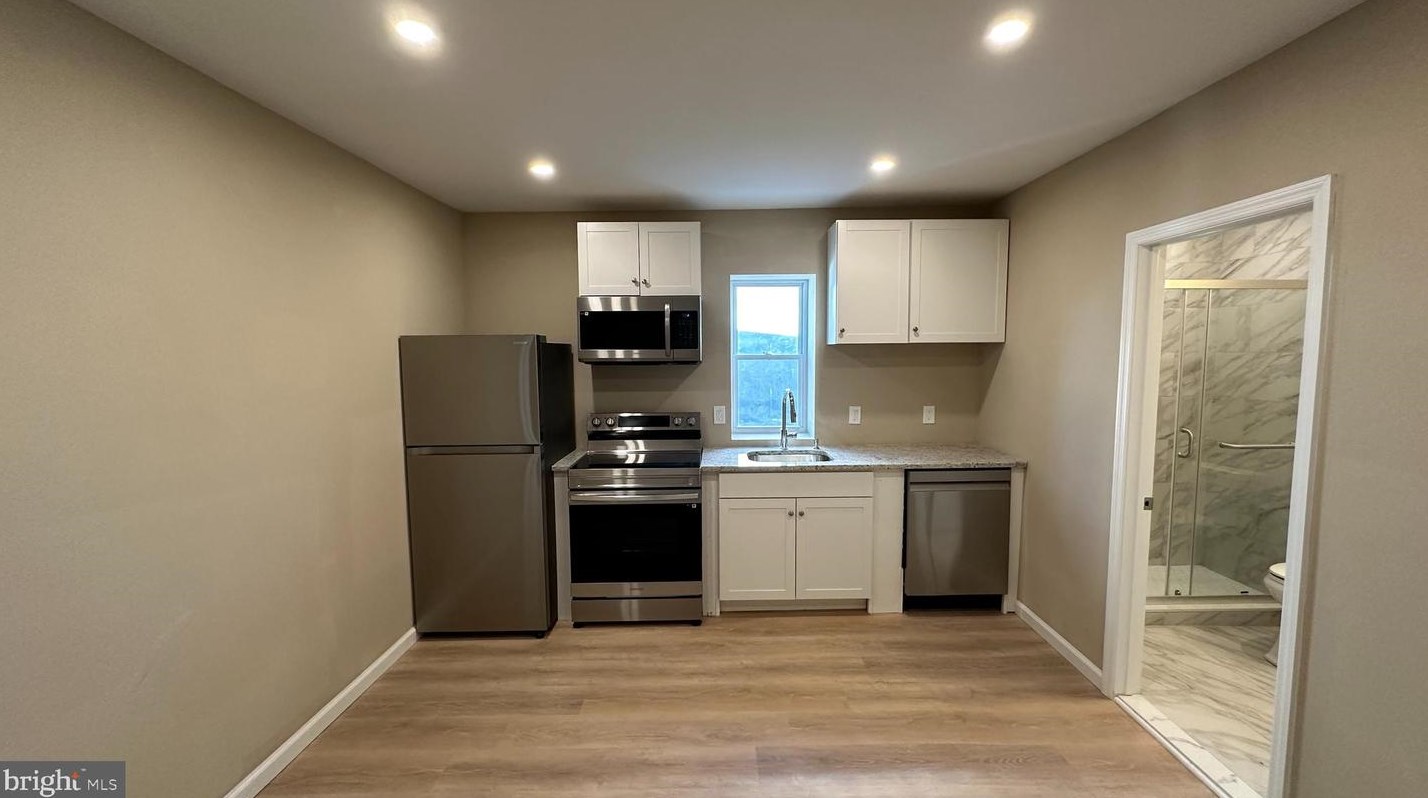 3311 N 17th St #c, Philadelphia, PA 19140