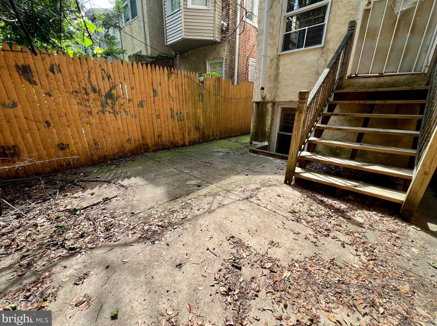 1723 Fontain St, Philadelphia PA 19121-2327 exterior