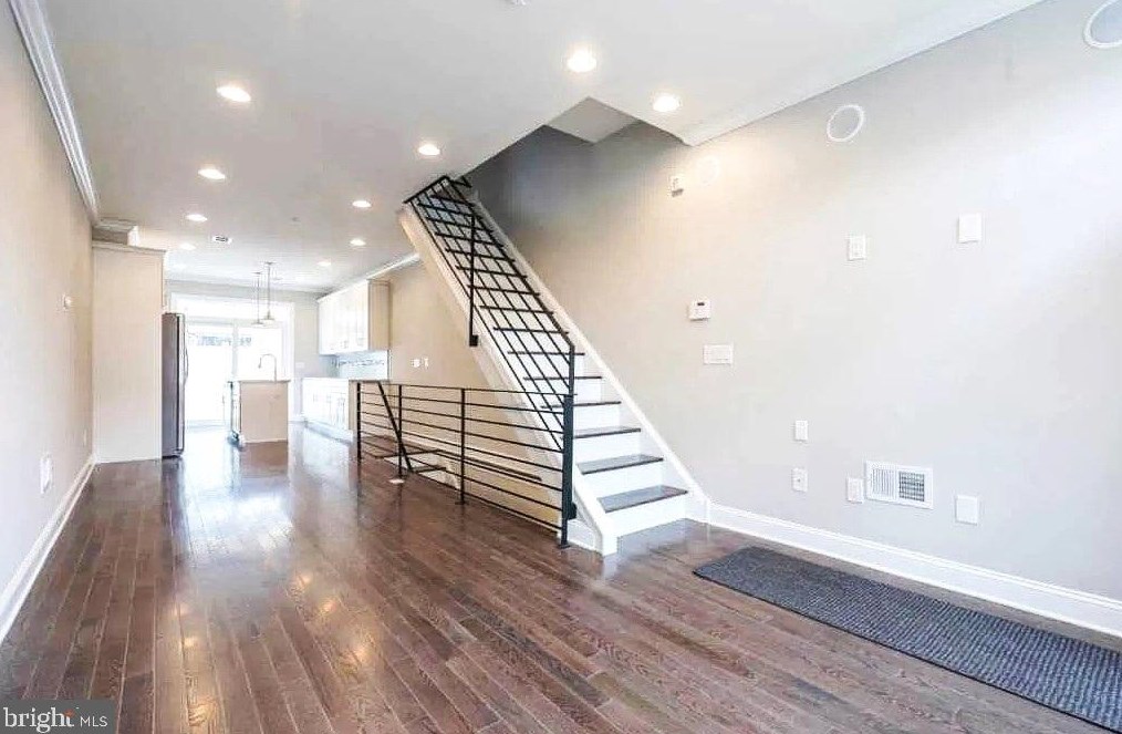537 Morse St, Philadelphia, PA 19122