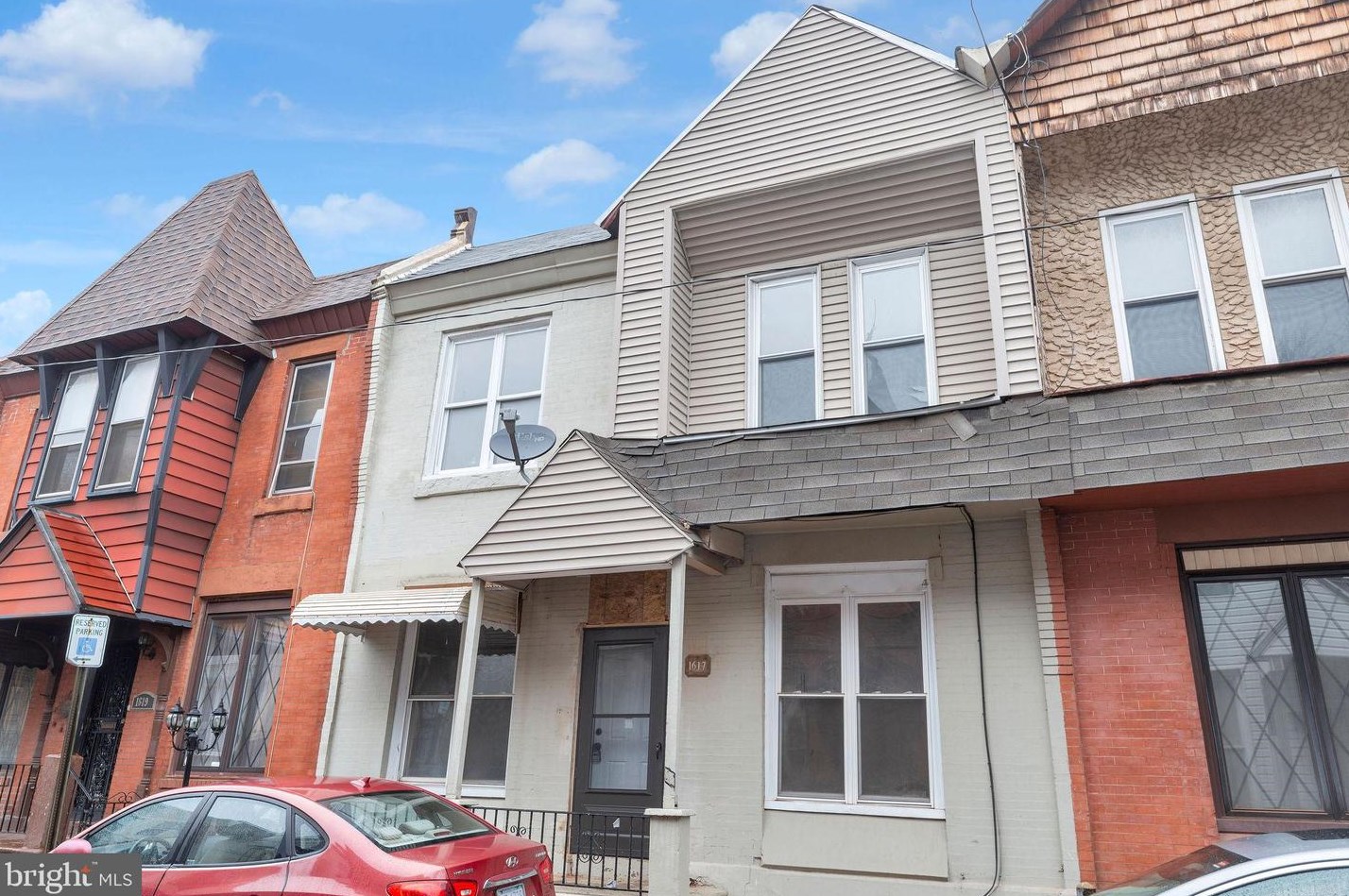 1617 Saint Pauls St, Philadelphia, PA 19140-1813