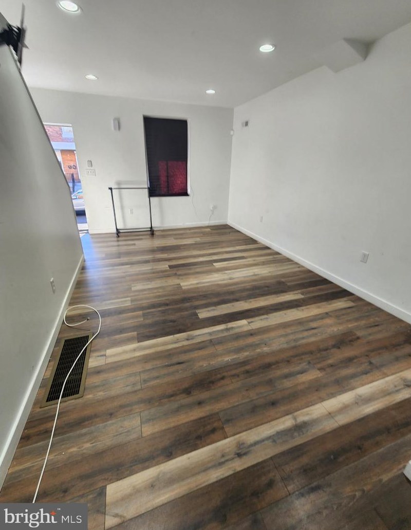 5923 Spring St, Philadelphia PA  19139-1231 exterior