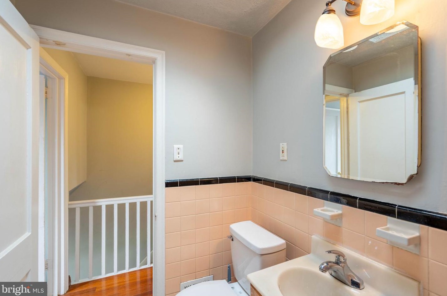 3305 Decatur St, Philadelphia PA  19136-3021 exterior
