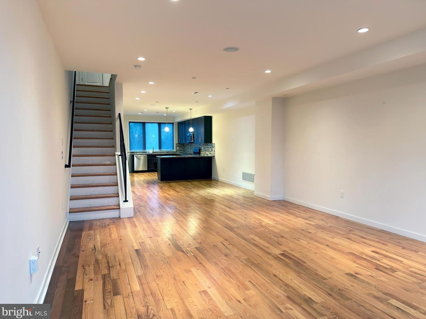 428 N Sloan St, Philadelphia, PA 19104