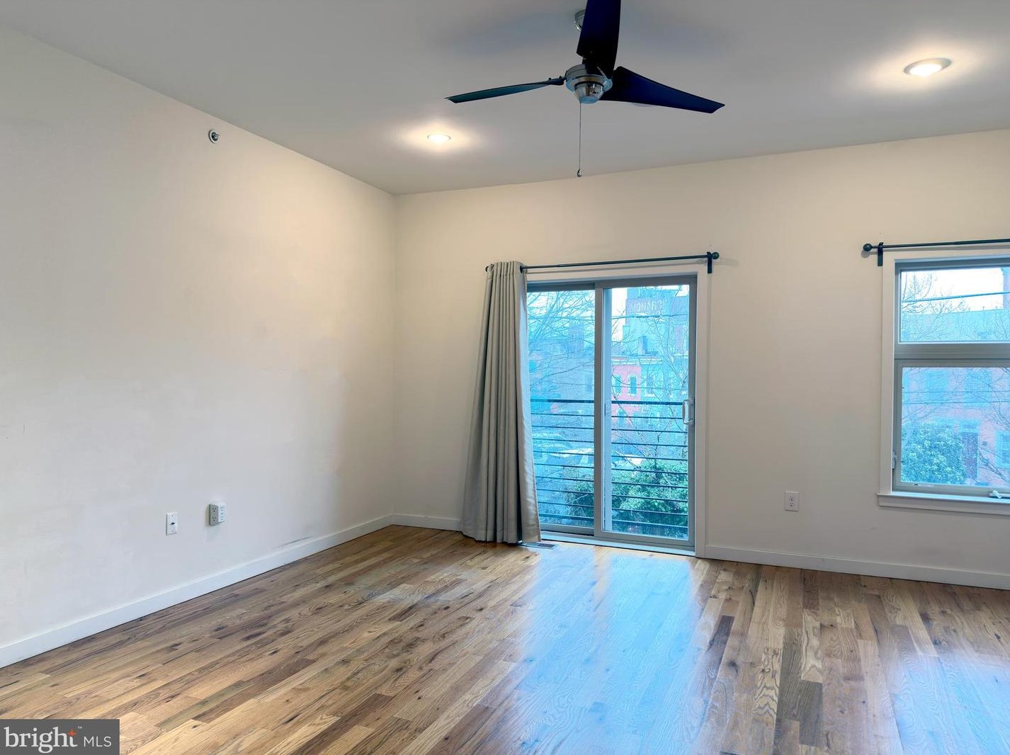 428 Sloan St, Philadelphia PA  19104-0046 exterior