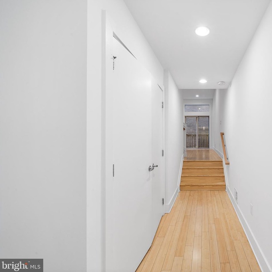 914 S 5th St #c, Philadelphia, PA