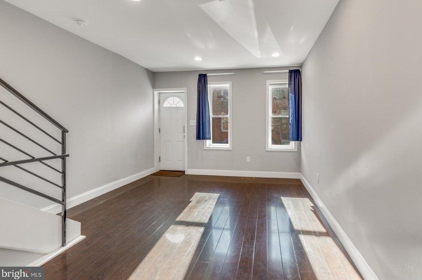 625 Fernon St, Philadelphia PA  19148-1219 exterior