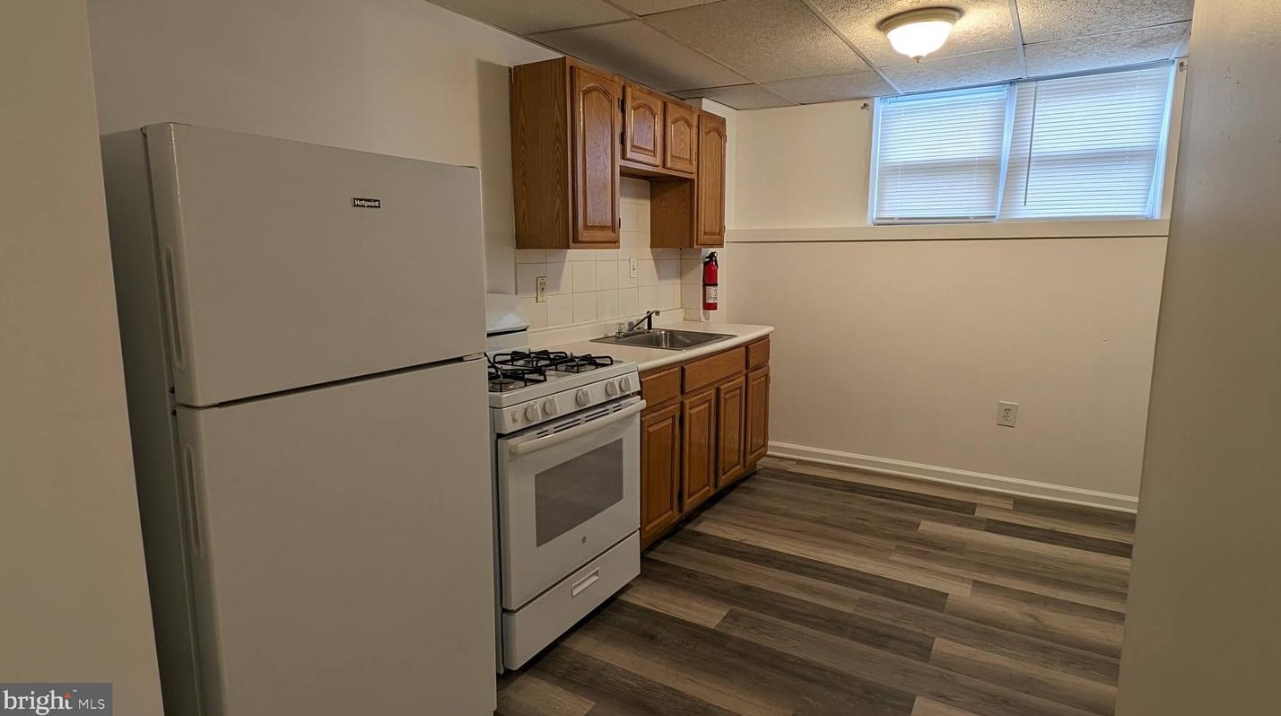 2547 Salmon St #1, Philadelphia, PA 19125