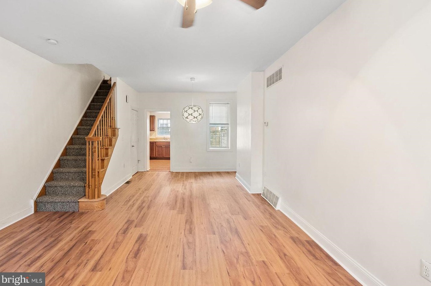 308 Titan St, Philadelphia PA  19147-5219 exterior
