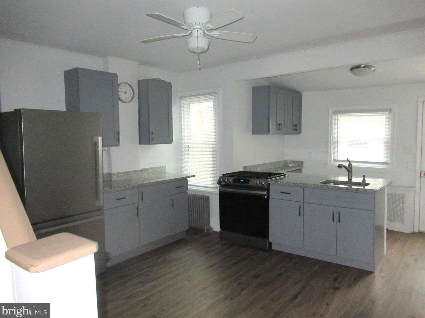 6149 Lawnton St, Philadelphia PA  19128-2623 exterior