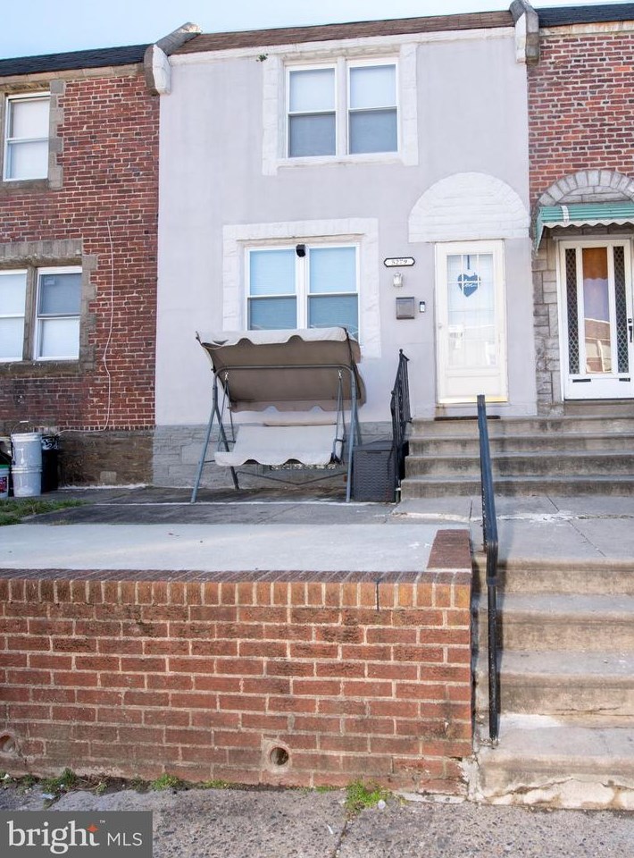 5279 Burton St, Philadelphia, PA 19124-1532