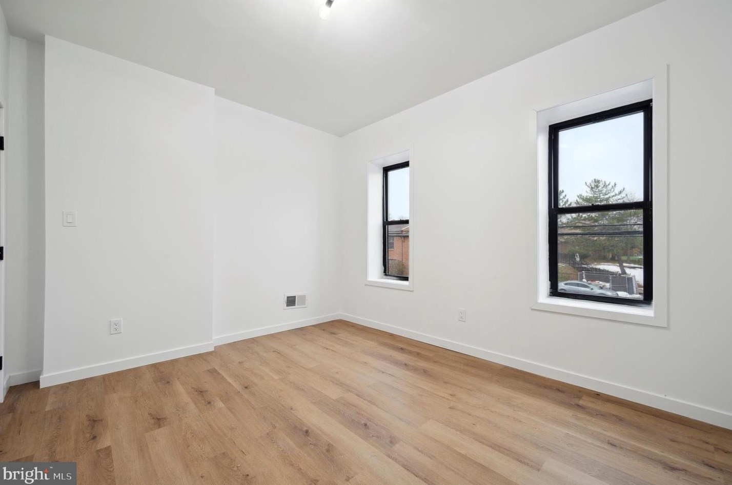 623 54 St, Philadelphia PA 19143-2604 exterior