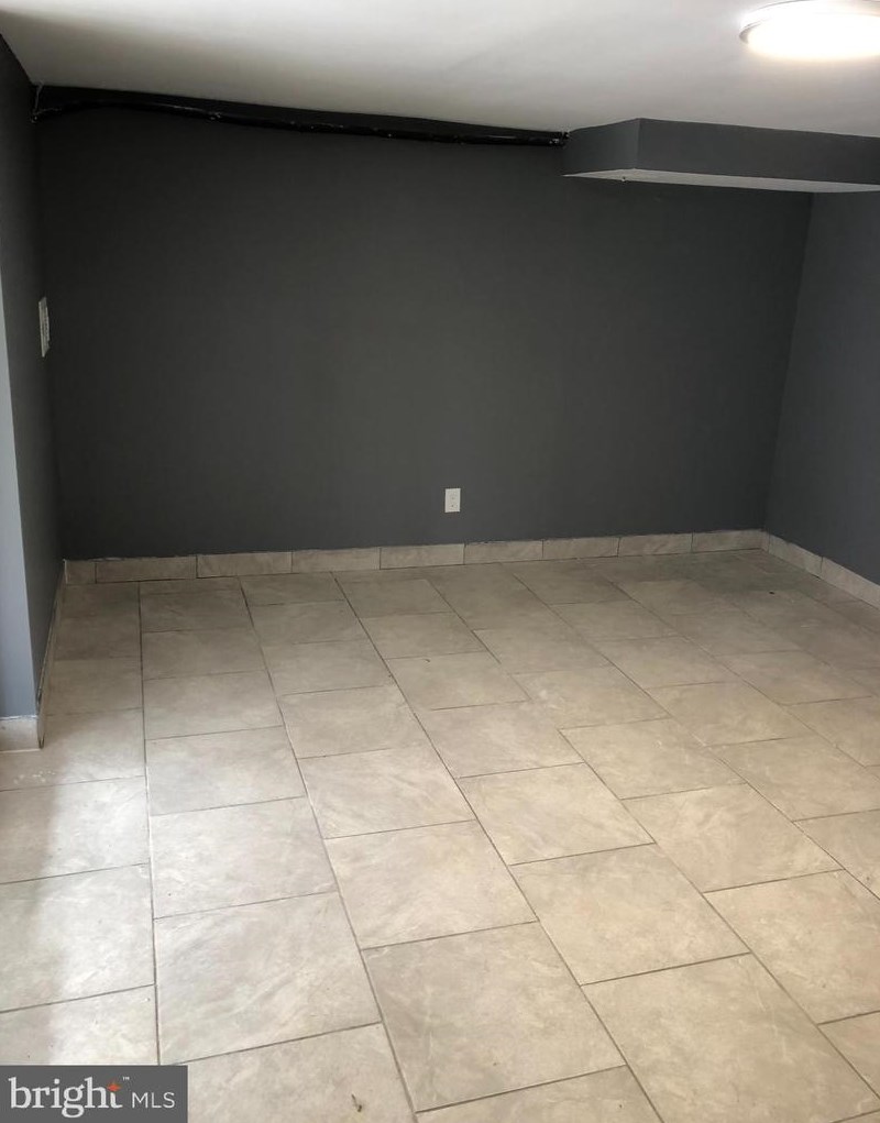 10925 Modena Dr, Philadelphia PA  19154-3917 exterior