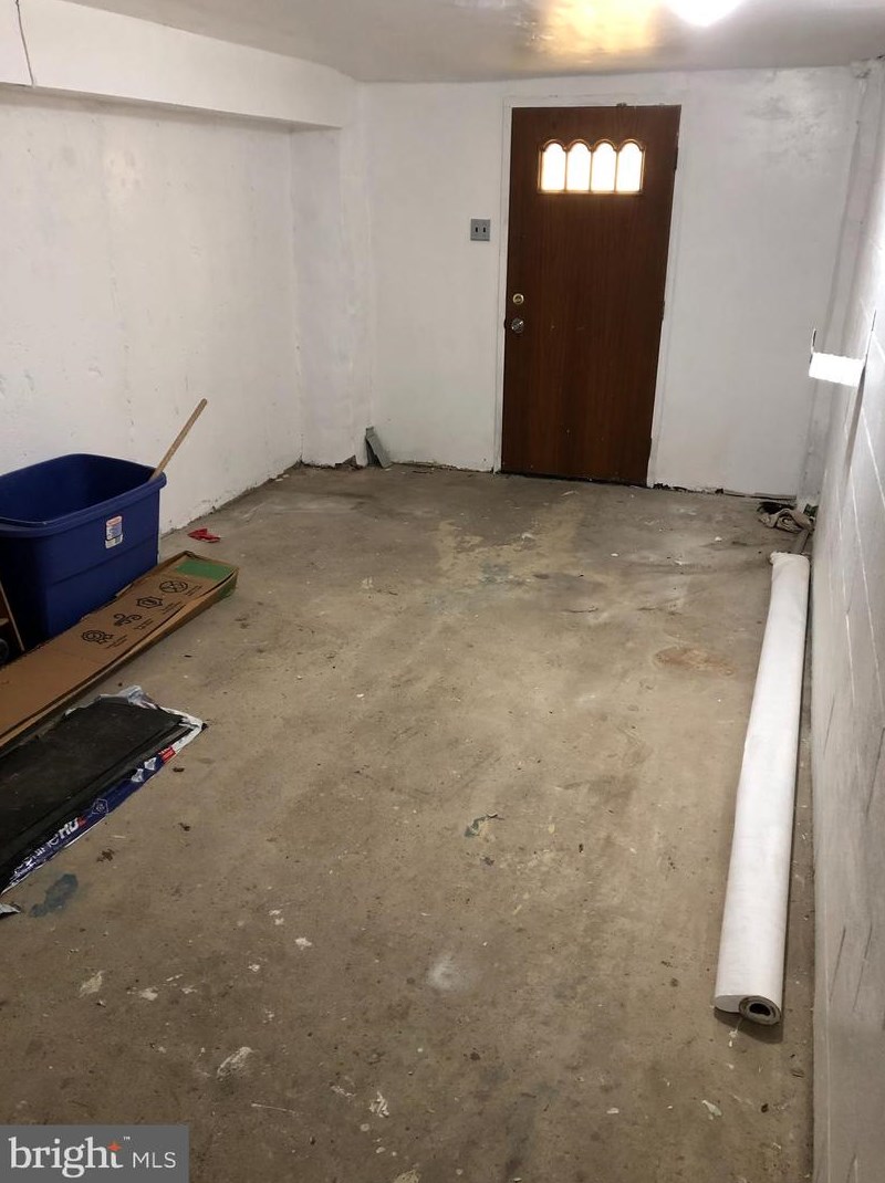 10925 Modena Dr, Philadelphia PA  19154-3917 exterior