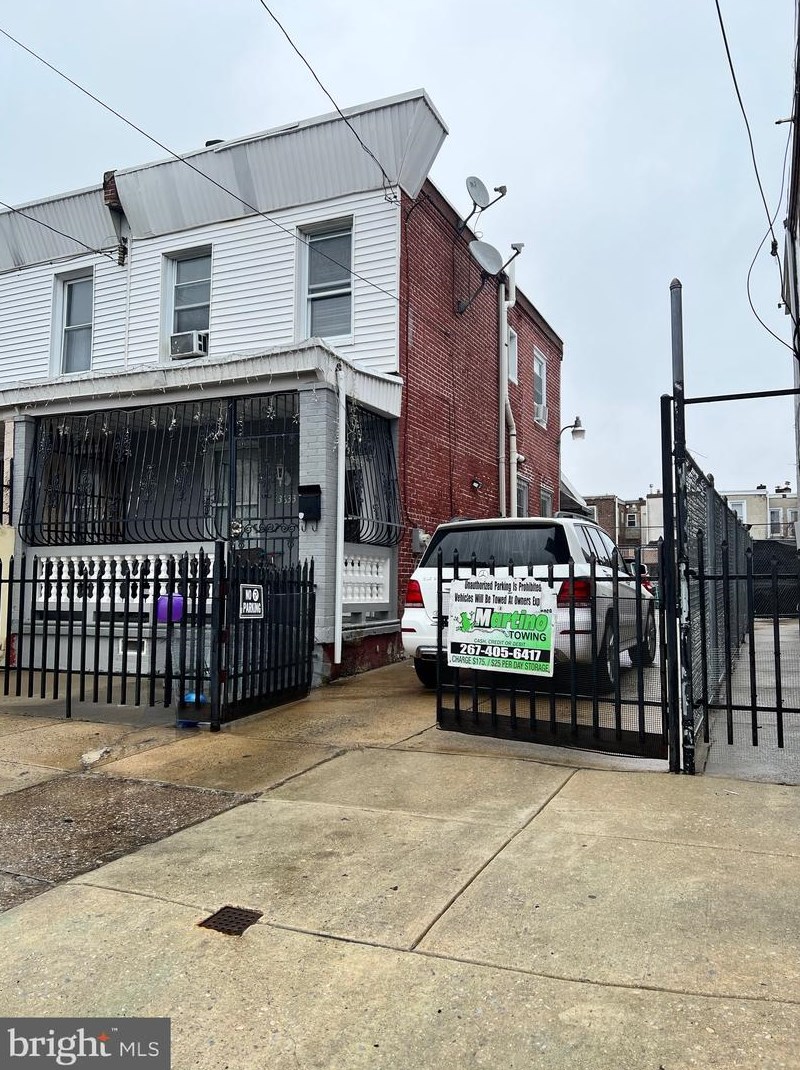 3633 7th St, Philadelphia, PA 19140-4412