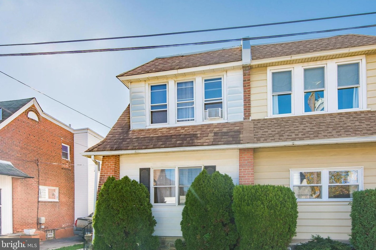 540 Kerper St, Philadelphia PA  19111-4602 exterior