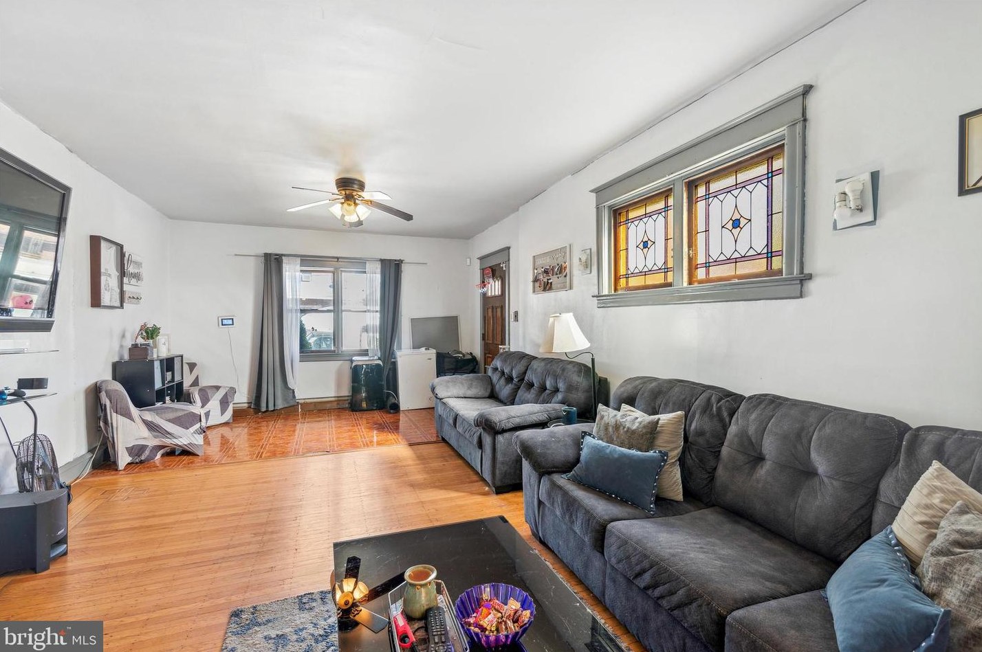 540 Kerper St, Philadelphia PA  19111-4602 exterior